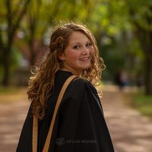 Meet your Posher, Tina